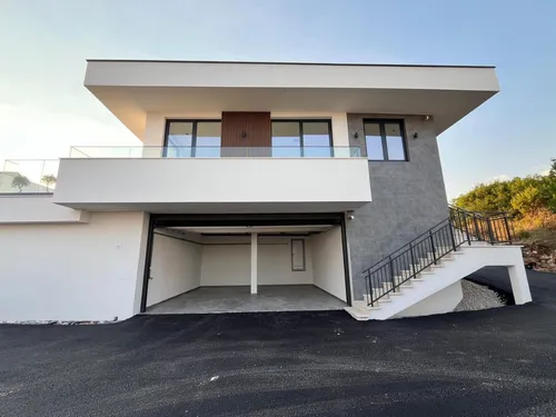 3 Bedrooms Villa in Krimovica