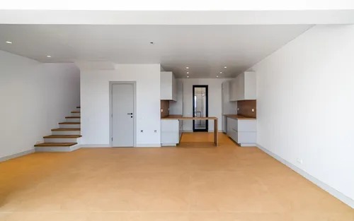 3 Bedrooms Townhouse in Kavac