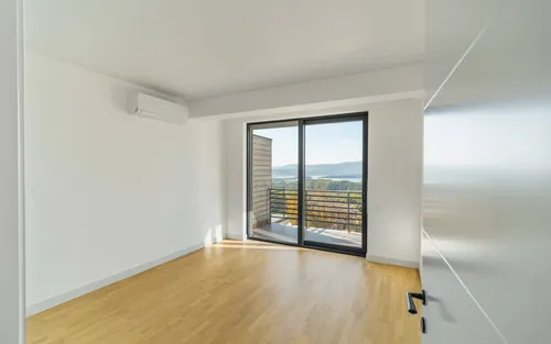 3 Bedrooms Townhouse in Kavac