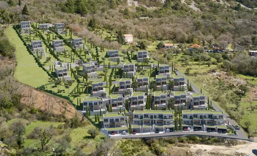 3 Bedrooms Townhouse in Kavac