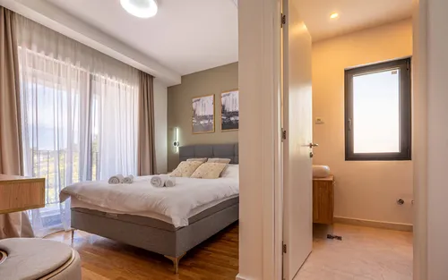 4 Bedrooms Villa in Mrcevac