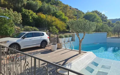 2 Bedrooms Villa in Budva