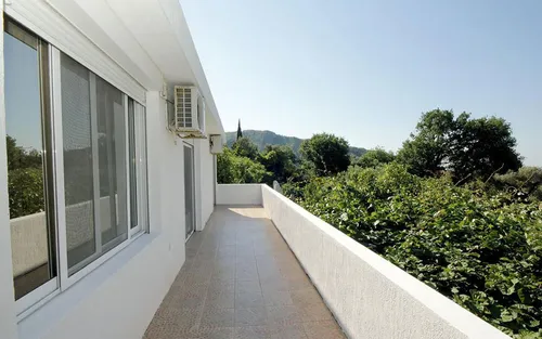 4 Bedrooms Villa in Budva