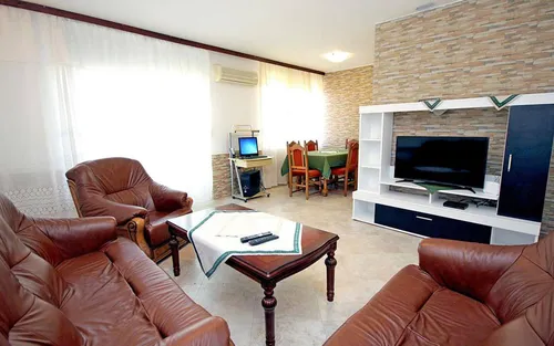 4 Bedrooms Villa in Budva
