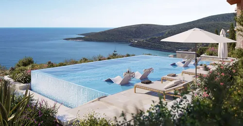 Luxury Two-Bedroom Apartments in HORIZON Residences