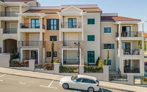 1 Bedroom Apartment in Lustica