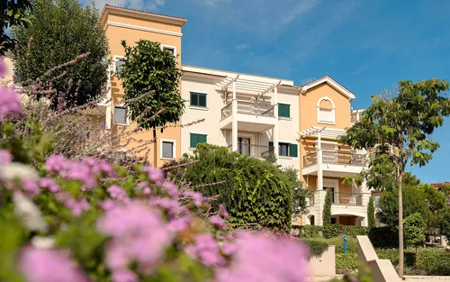 1 Bedroom Apartment in Lustica