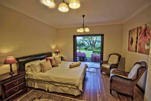 6 Bedrooms Villa in House-Villa (IRS project)