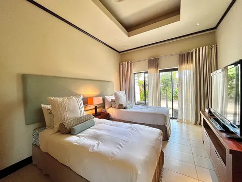 4 Bedrooms Villa in House-Villa (IRS project)