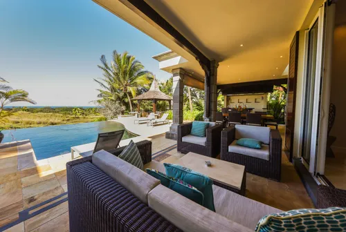 4 Bedrooms Villa in House-Villa (IRS project)