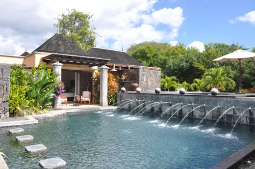 5 Bedrooms Villa in House-Villa (IRS project)