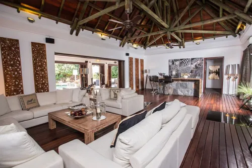 5 Bedrooms Villa in House-Villa (IRS project)