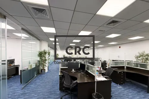 PREMIUM LOCATION l FITTED OFFICE l 7 PARKINGS
