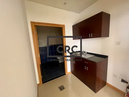 https://d33om22pidobo4.cloudfront.net/listings/of38836s/original/img-3240.jpg
