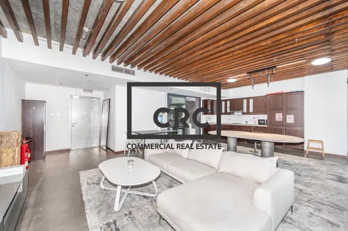 TRUSTED BROKER | HIGH-END FITOUT | VACANT