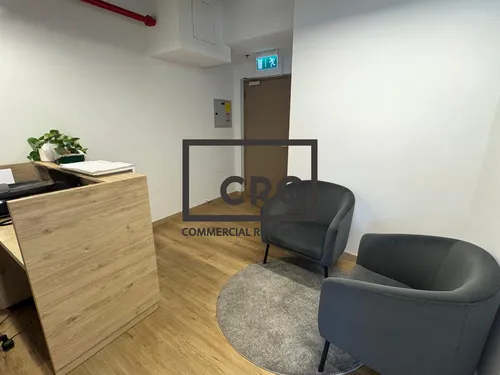 EXCLUSIVE | FULLY FURNISHED | MODERN OFFICE