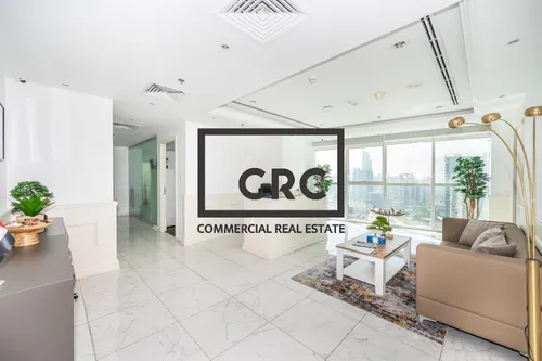 GRADE A BUILDING | 11 PARKINGS | HIGH FLOOR