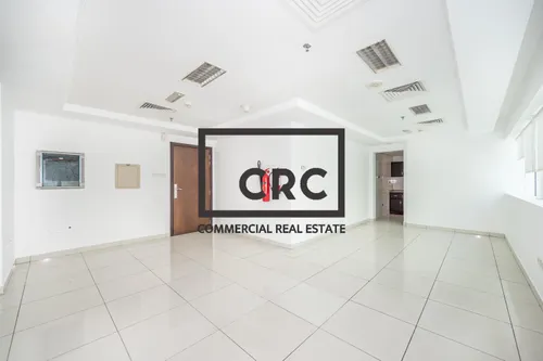 Fitted | Chiller Free | 2 Parking | Open Plan