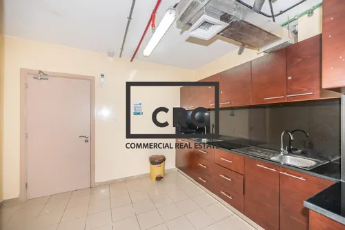 7325 SQFT | OPEN PLAN | VACANT OFFICE IN DIP