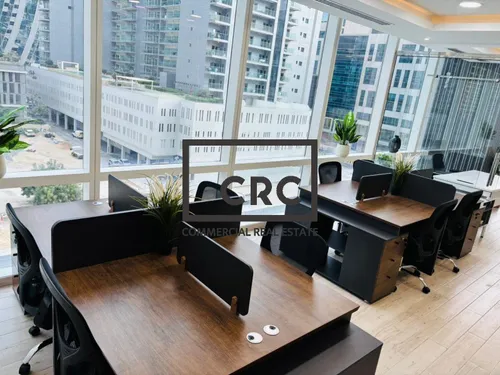 Elegant Corner | Newly Renovated | 8 Workstations