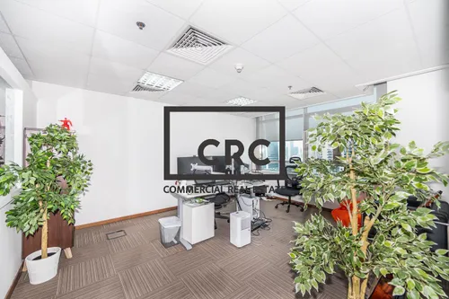 PREMIUM FURNISHED OFFICE | HIGH FLOOR | LAKE VIEW
