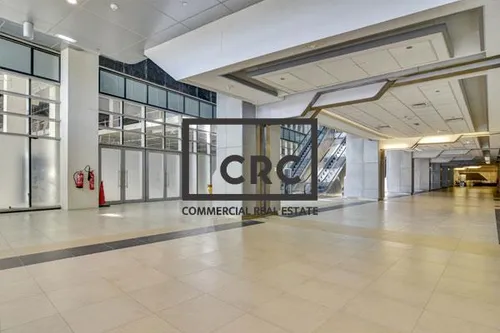 Fully Fitted | Five parkings | Motor City