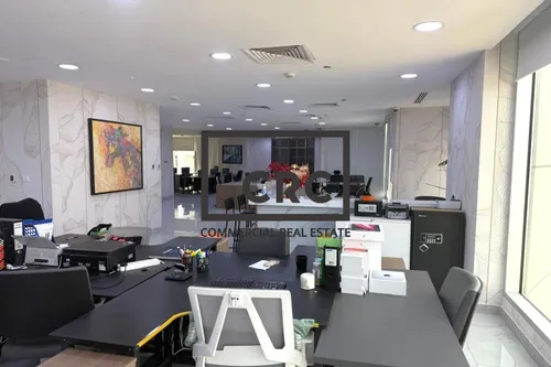 https://d33om22pidobo4.cloudfront.net/listings/os42085l/original/whatsapp-image-2025-08-25-at-12-28-43-pm.jpeg