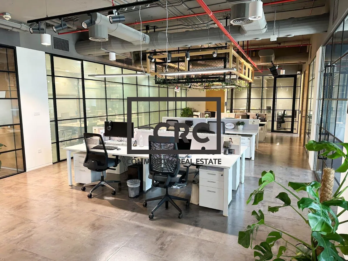 Office for rent in Marina Plaza at 900,000 AED per year