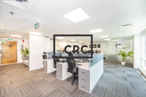 Fully Fitted | High Floor | DMCC License