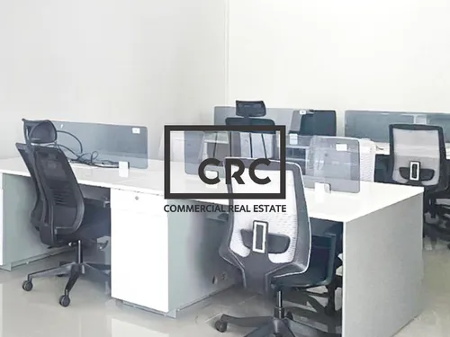 Fitted | 4 Parking | With Partitions | Road View