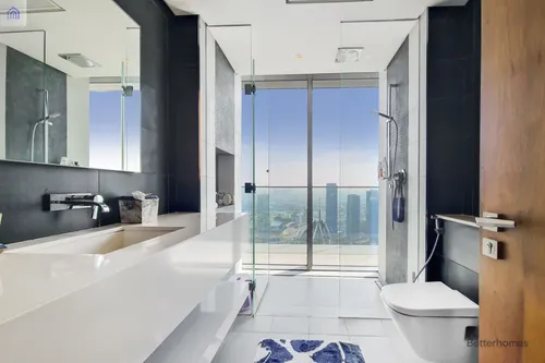 4 Bedrooms Penthouse in Marina Gate 1