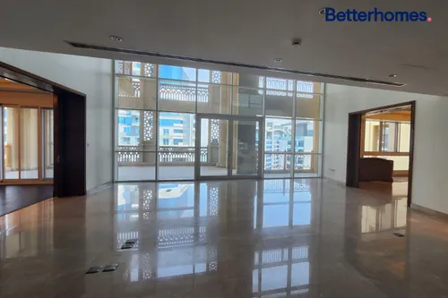 Penthouse | 4 BR+Maids+Study | Large terrace