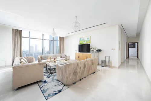 4 Bedrooms Penthouse in Boulevard Crescent 1