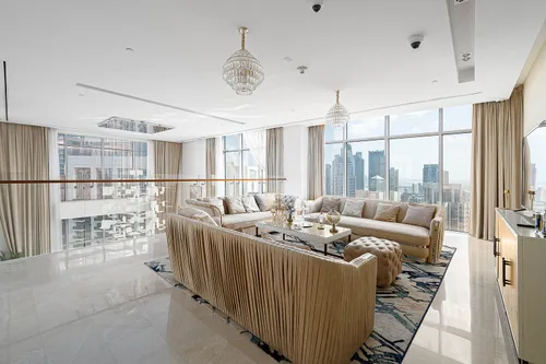 4 Bedrooms Penthouse in Boulevard Crescent 1