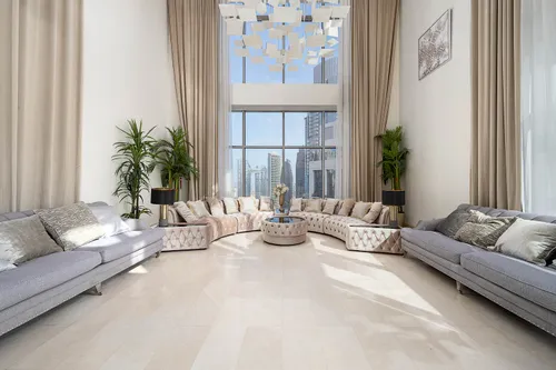 4 Bedrooms Penthouse in Boulevard Crescent 1