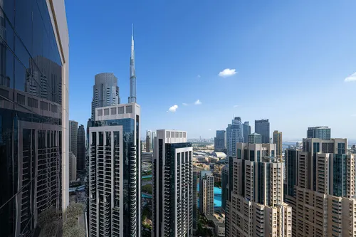 4 Bedrooms Penthouse in Boulevard Crescent 1