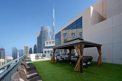 4 Bedrooms Penthouse in Boulevard Crescent 1