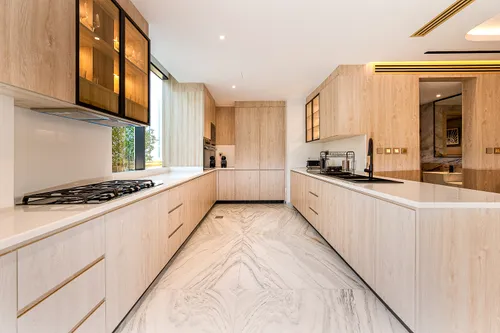 5 Bedrooms Penthouse in Dubai Marina Moon