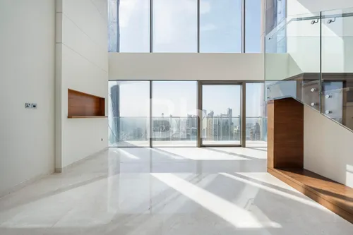 4 Bedrooms Penthouse in Marina Gate 1
