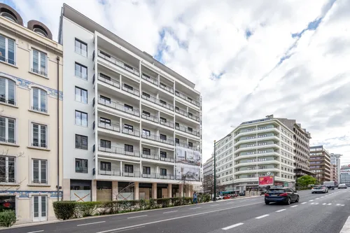 2 Bedrooms Apartment in Arroios