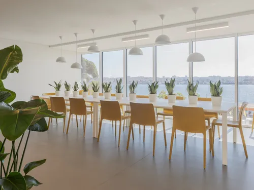 3 Bedrooms Apartment in Seixal, Arrentela e Aldeia de Paio Pires