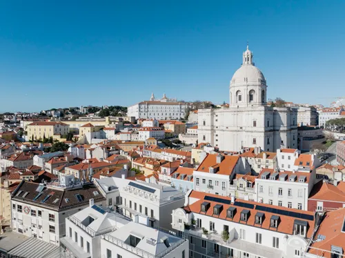 4 Bedrooms Apartment in Alfama (São Vicente de Fora)