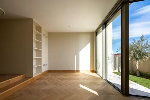 Brand-new 3-Bedroom Duplex Apartment with terraces and river view