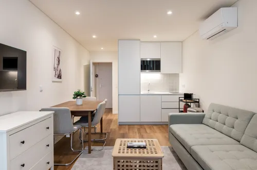 2 Bedrooms Apartment in Cedofeita, Santo Ildefonso, Sé, Miragaia, São Nicolau e Vitória