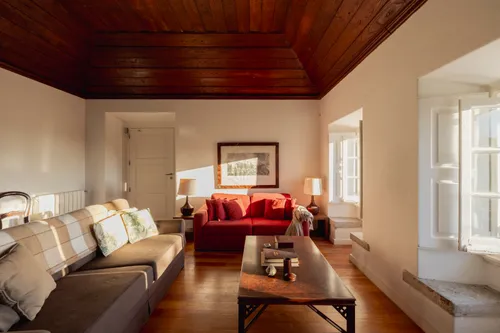 20 Bedrooms Country Estate in Alcabideche