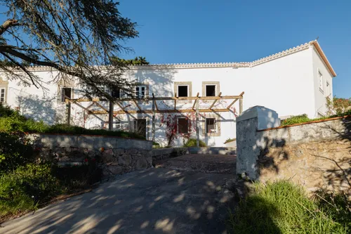 20 Bedrooms Building in Malveira da Serra