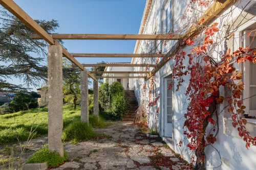 20 Bedrooms Building in Malveira da Serra