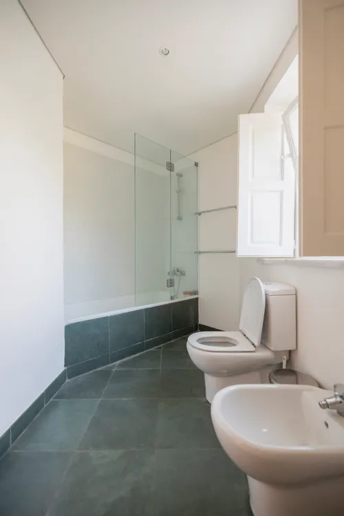 20 Bedrooms Building in Malveira da Serra