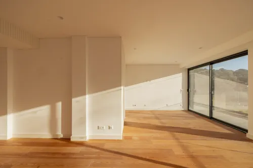 20 Bedrooms Building in Malveira da Serra