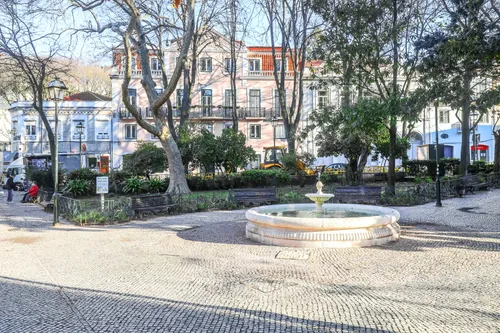 3 Bedrooms House in Misericórdia